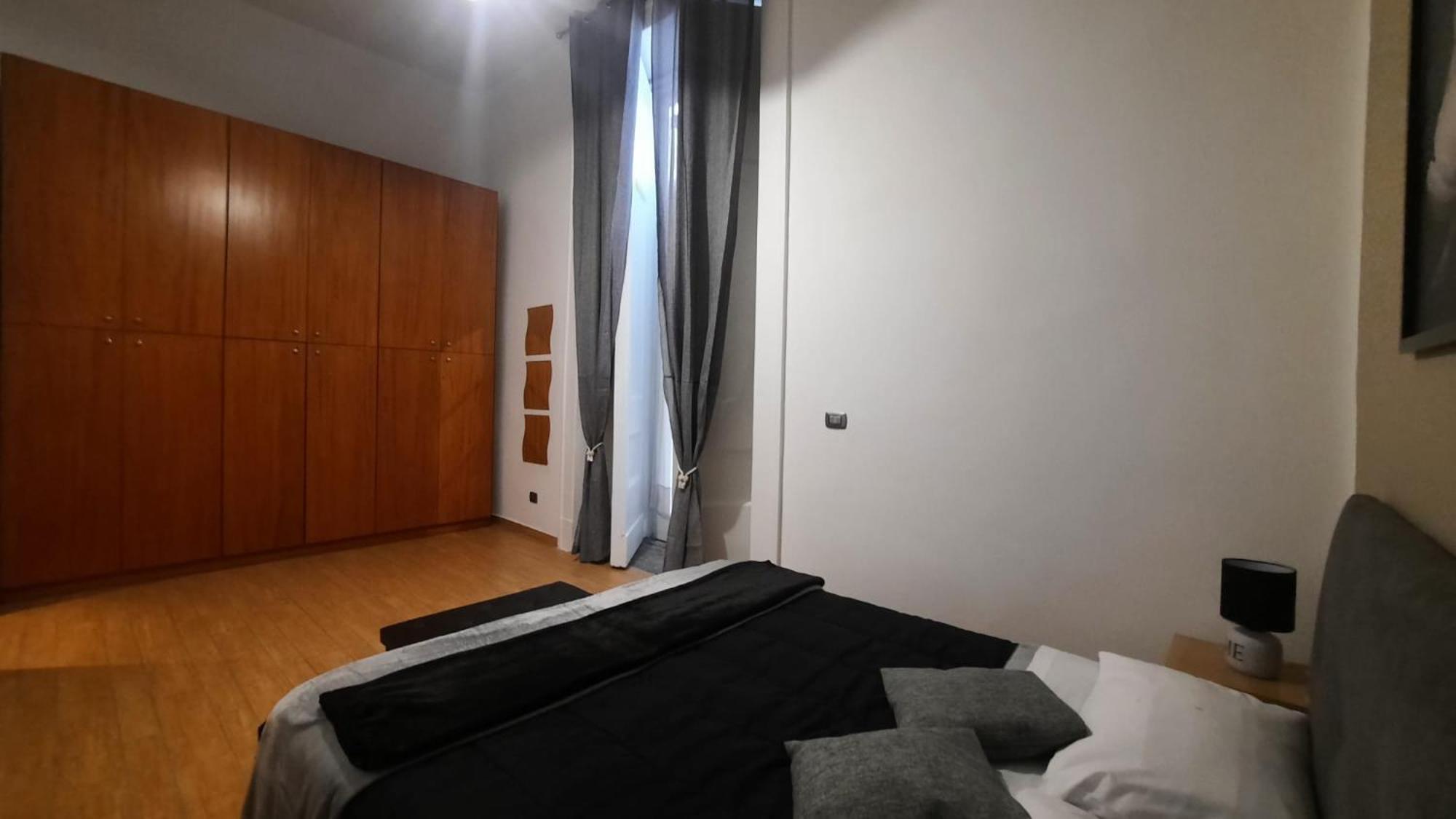 White Home Quartieri Spagnoli Неаполь Экстерьер фото